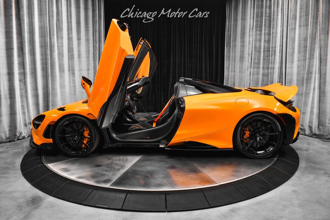 2022 McLaren 765LT Spider