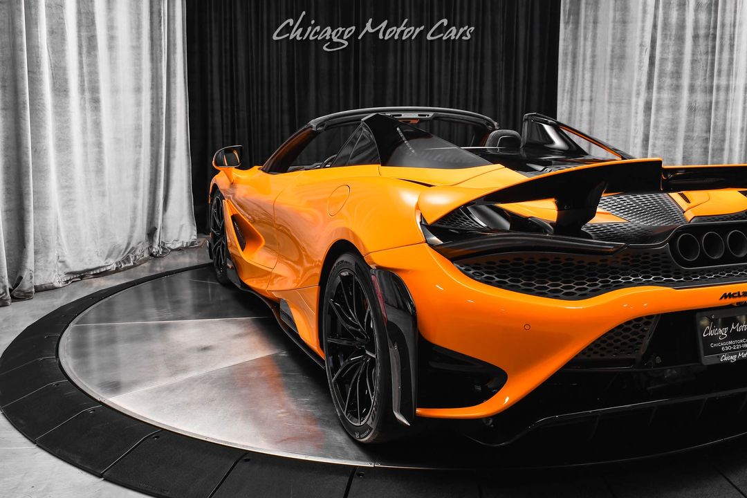 2022 McLaren 765LT Spider