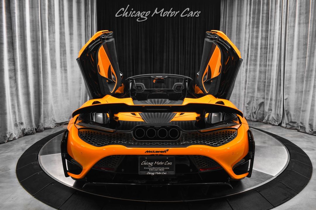 2022 McLaren 765LT Spider