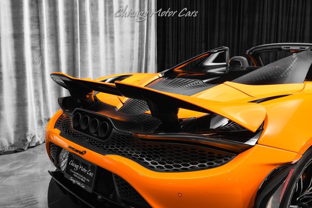 2022 McLaren 765LT Spider