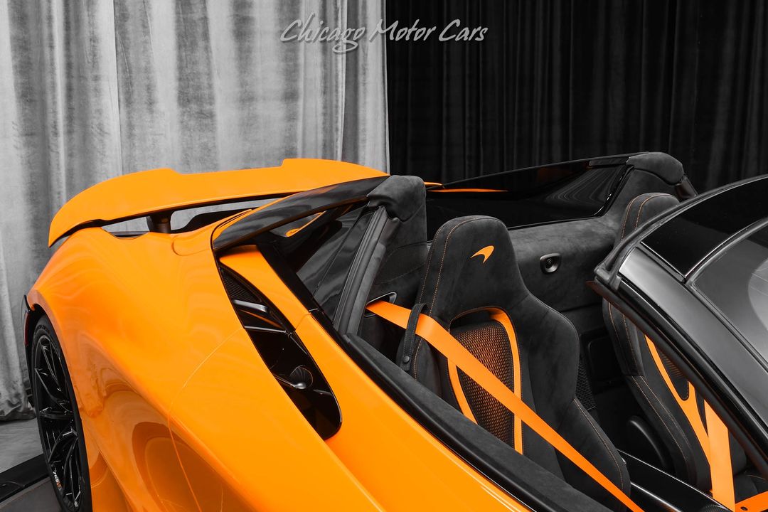 2022 McLaren 765LT Spider