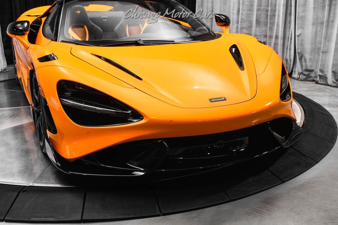 2022 McLaren 765LT Spider