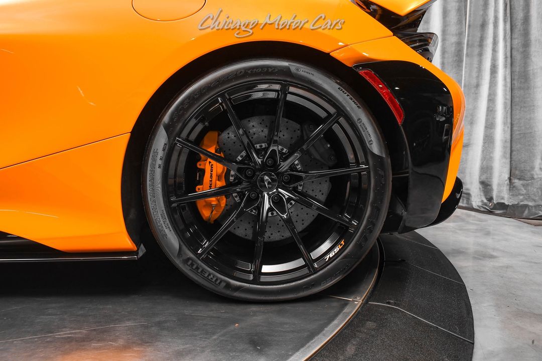 2022 McLaren 765LT Spider