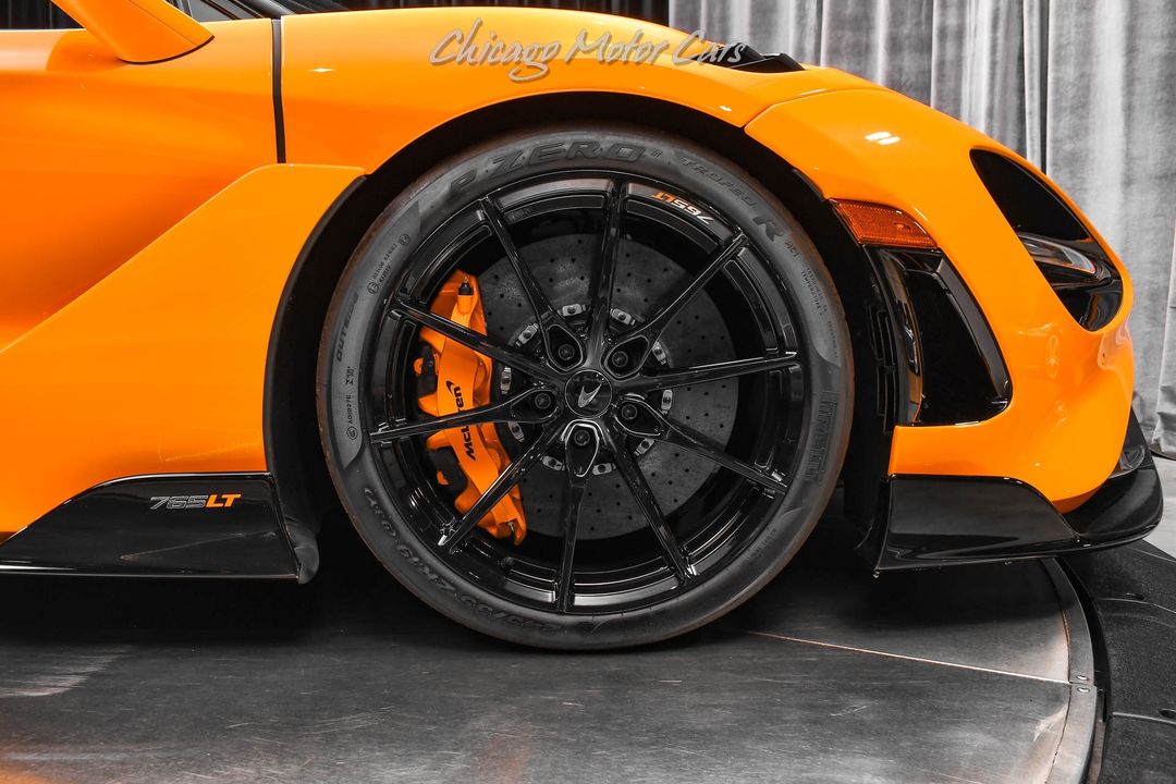 2022 McLaren 765LT Spider