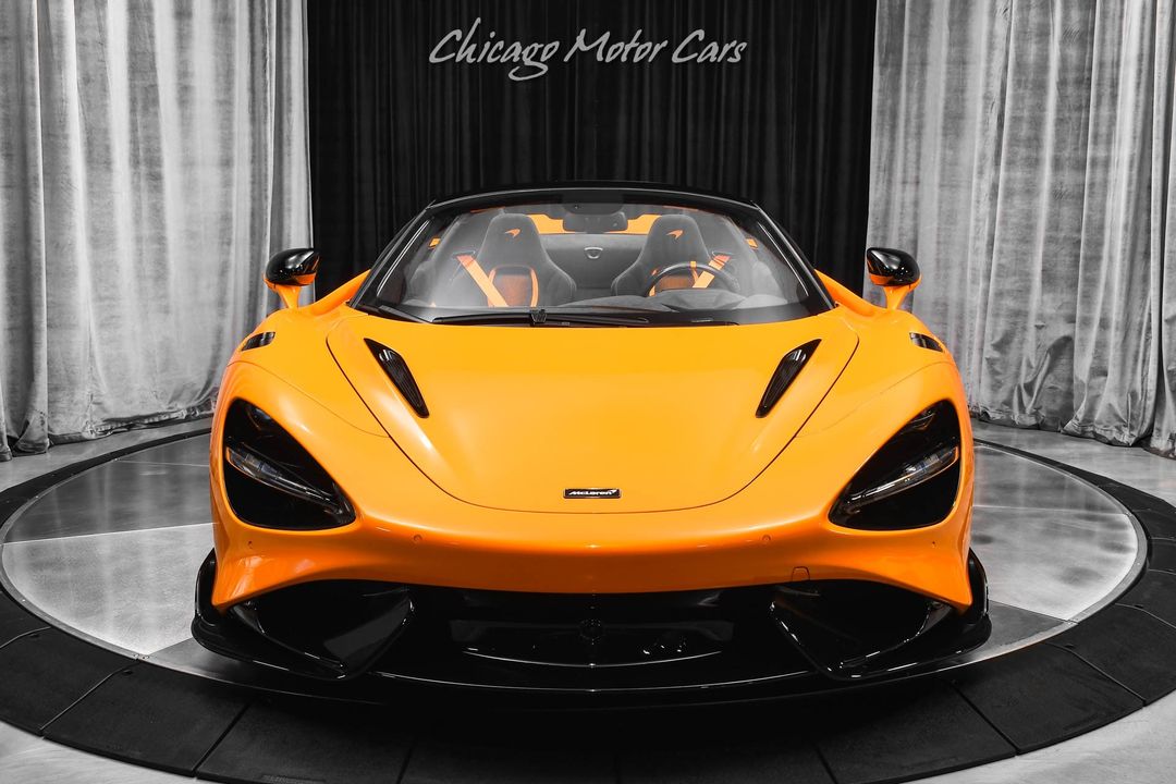 2022 McLaren 765LT Spider
