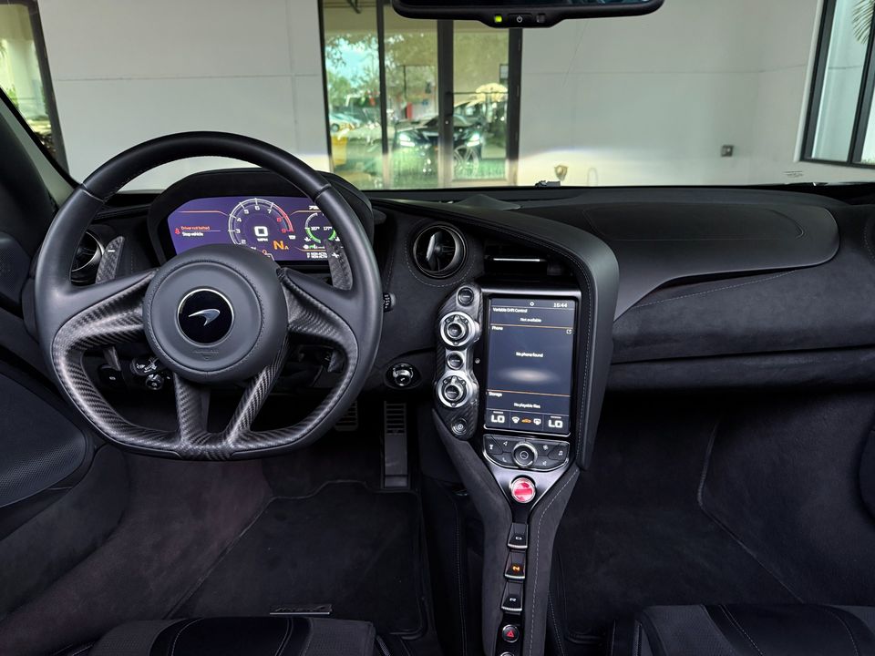 2020 McLaren 720S Spider