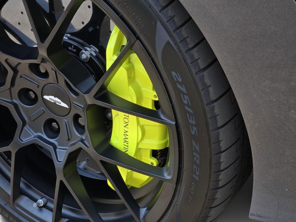 2025 Aston Martin Vanquish