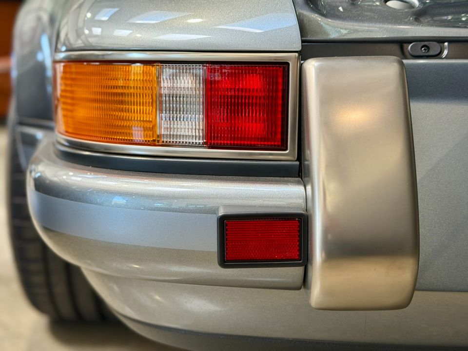 1989 Porsche 911 Singer Design