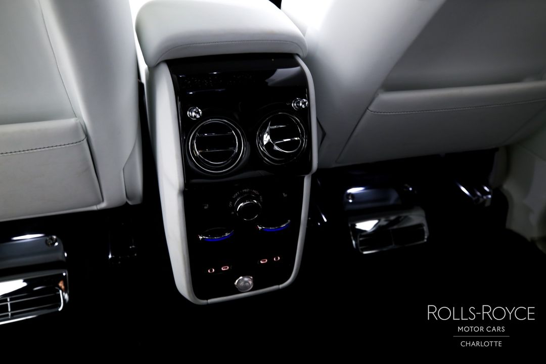 2025 Rolls-Royce Black Badge Cullinan