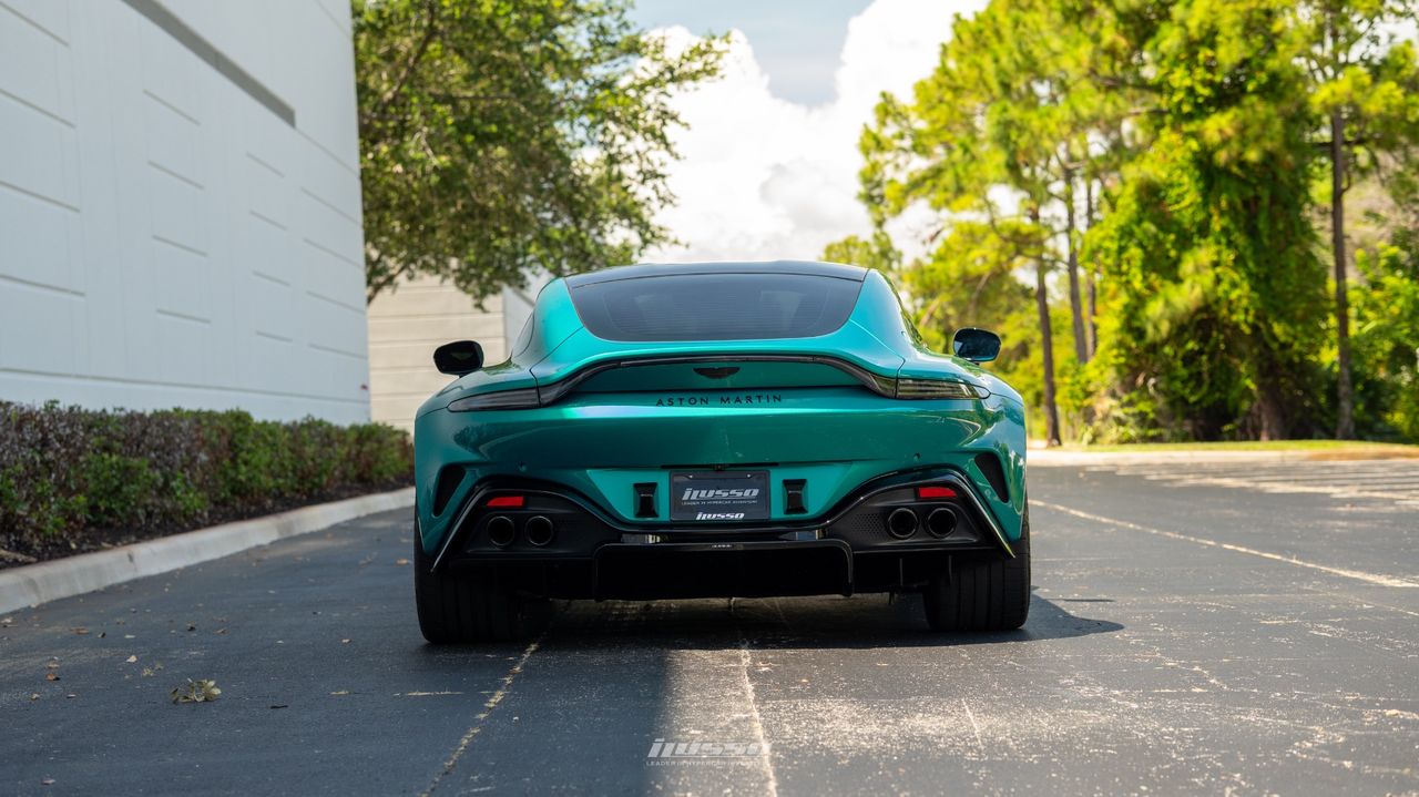 2025 Aston Martin Vantage