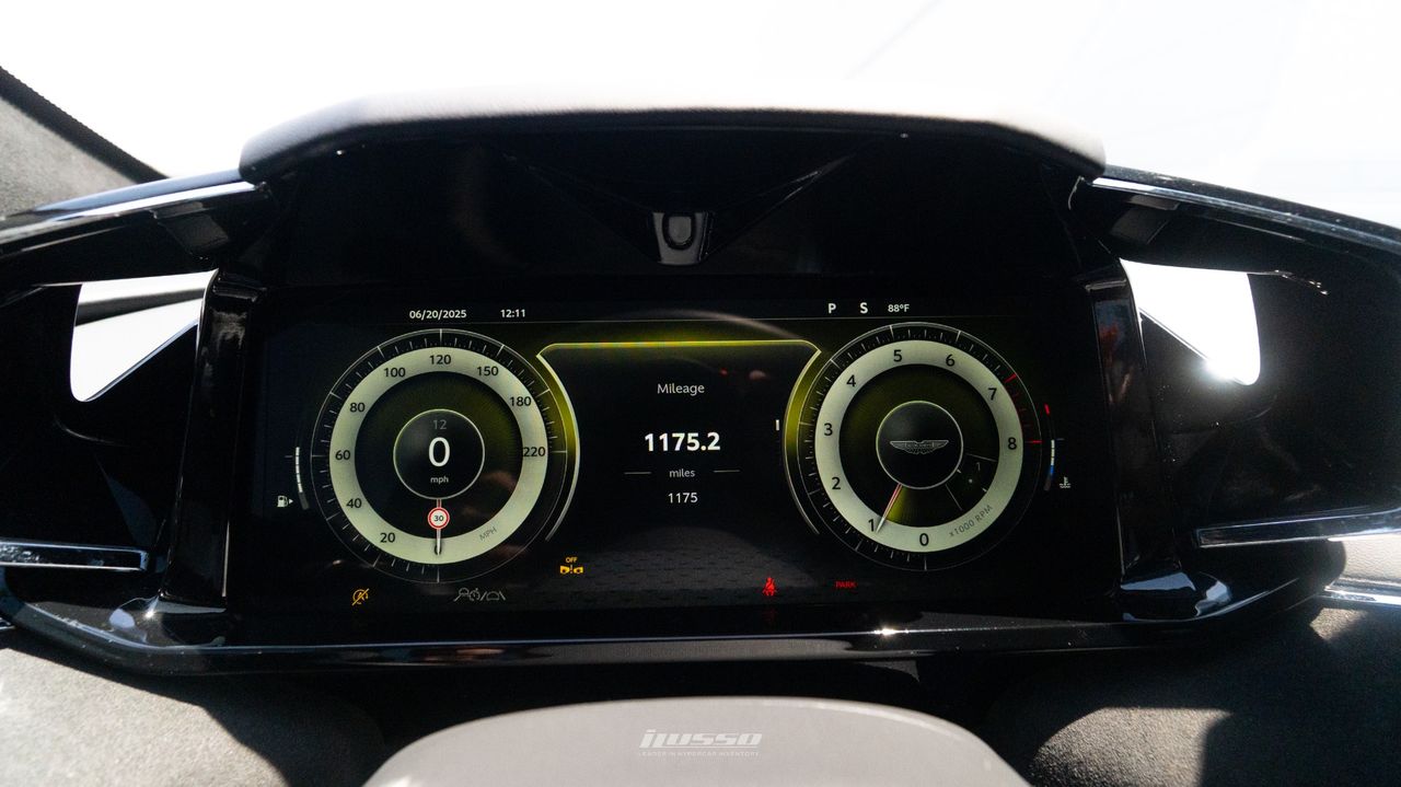 2025 Aston Martin Vantage
