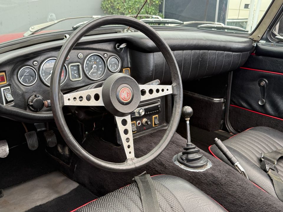 1970 MG B