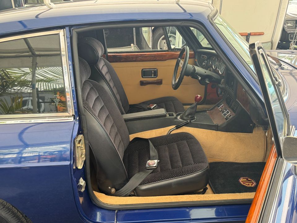 1973 MGB GT
