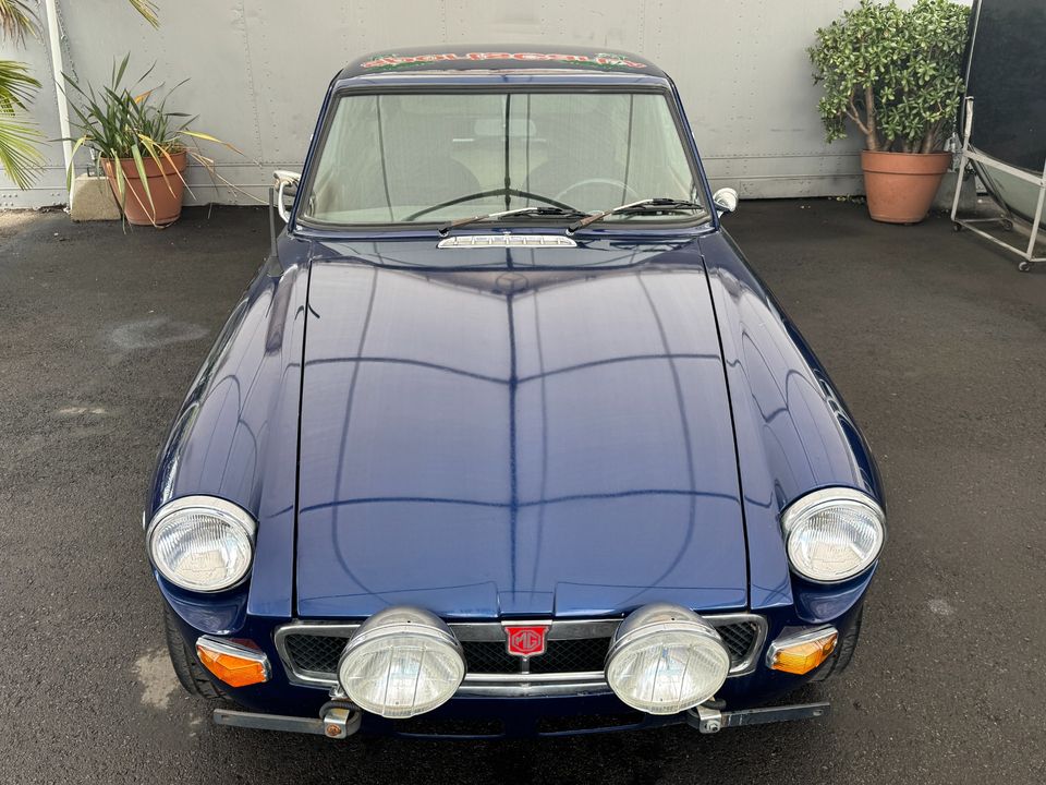 1973 MGB GT