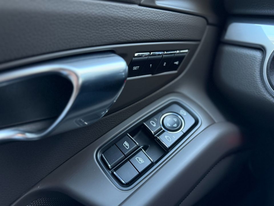 2019 Porsche 718 Cayman