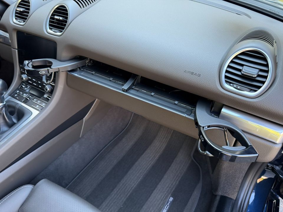 2019 Porsche 718 Cayman