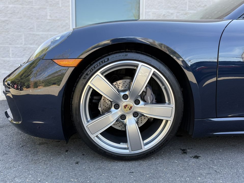 2019 Porsche 718 Cayman