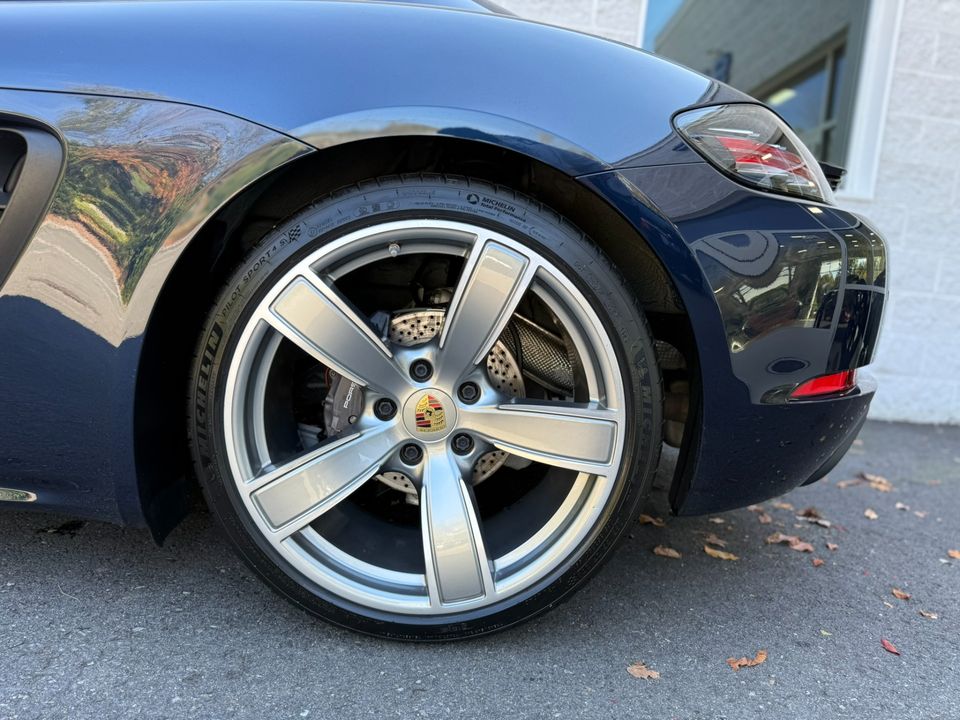 2019 Porsche 718 Cayman