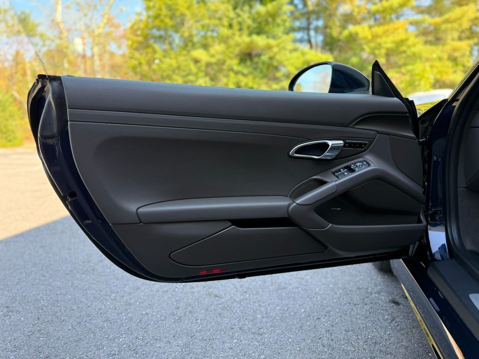 2019 Porsche 718 Cayman