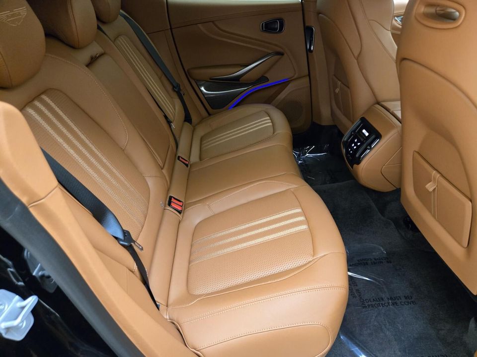 2026 Aston Martin DBX