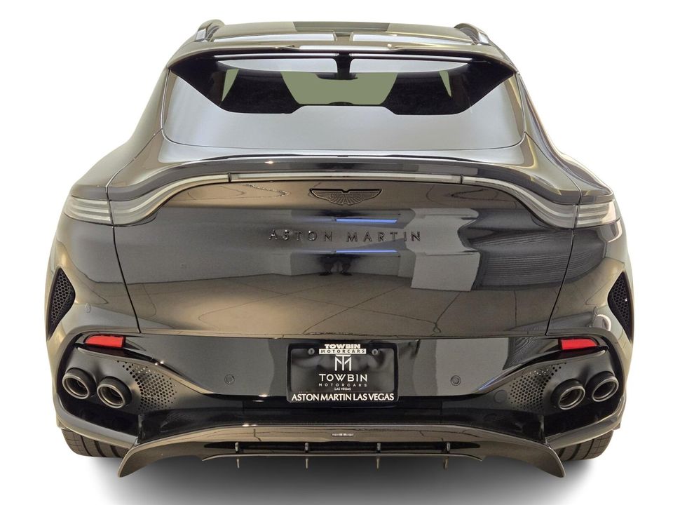 2026 Aston Martin DBX