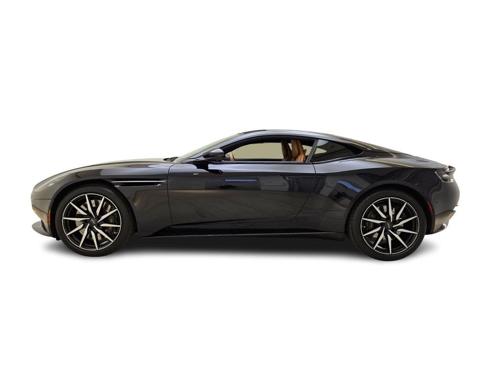 2021 Aston Martin DB11