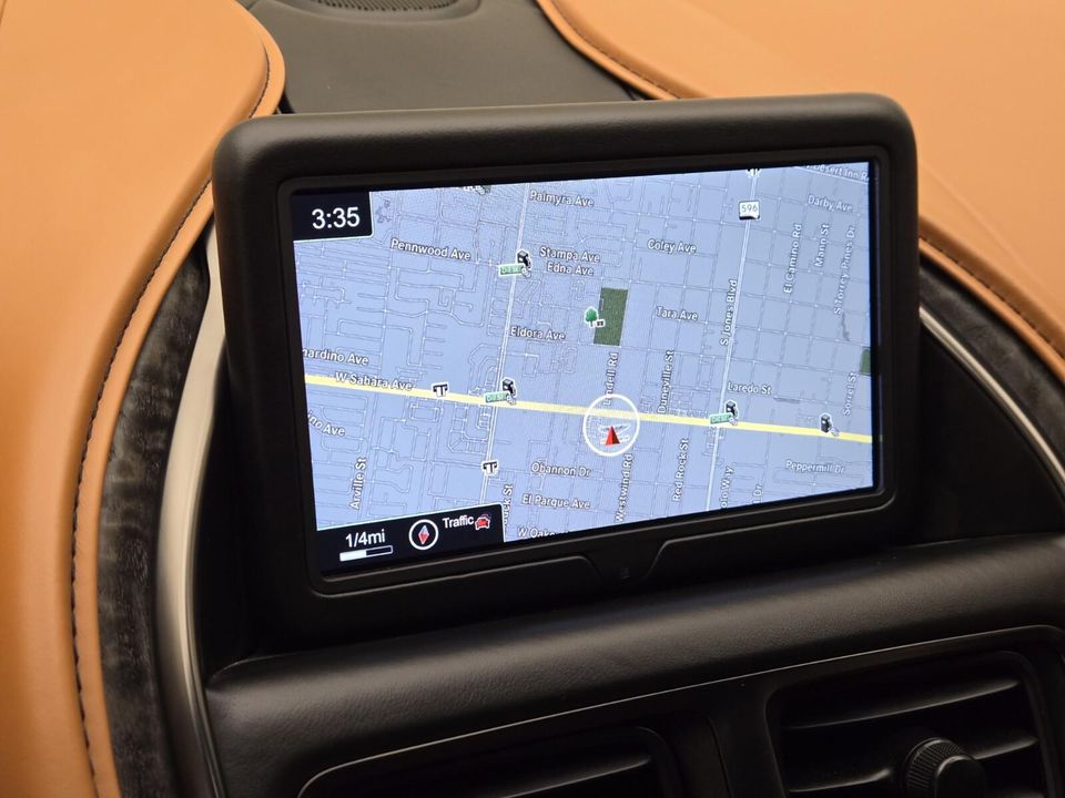 2021 Aston Martin DB11