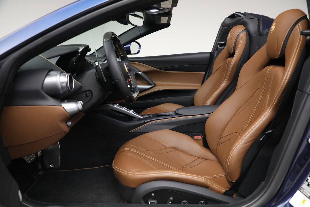 2022 Ferrari 812 GTS