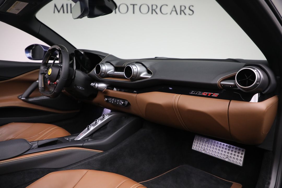 2022 Ferrari 812 GTS