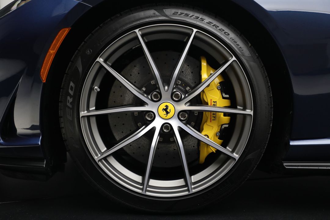 2022 Ferrari 812 GTS