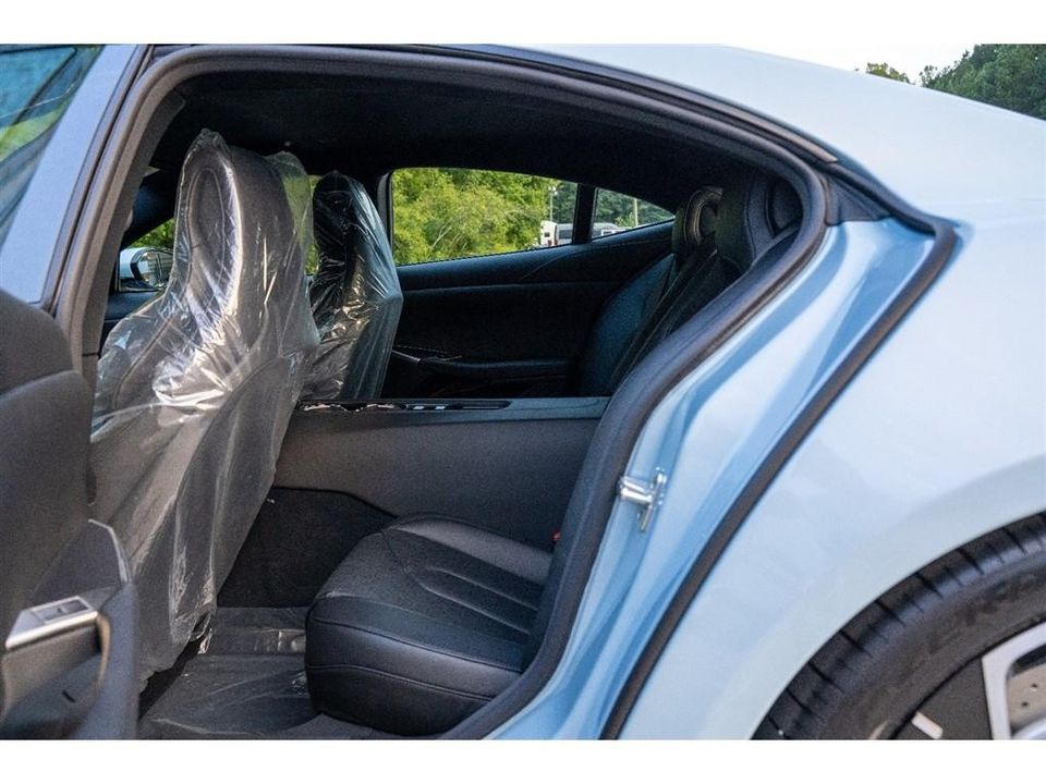 2025 Karma Revero