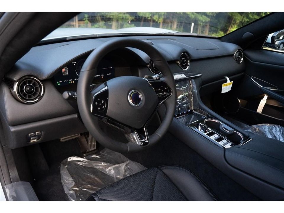 2025 Karma Revero