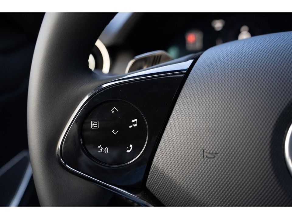 2025 Karma Revero