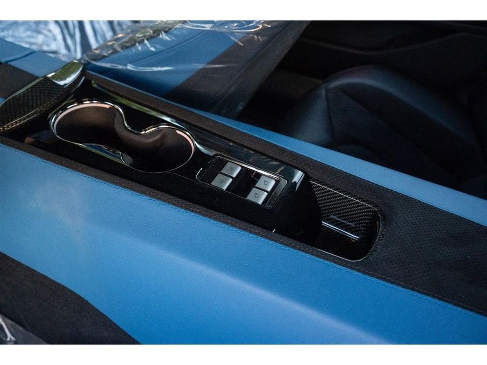2025 Karma Revero