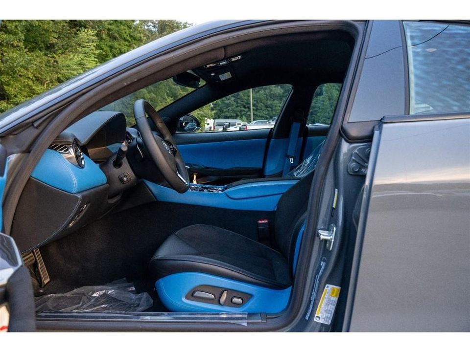 2025 Karma Revero