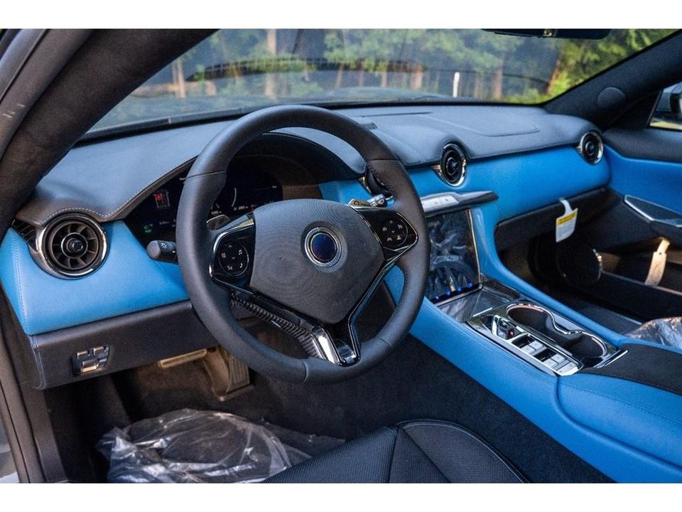 2025 Karma Revero