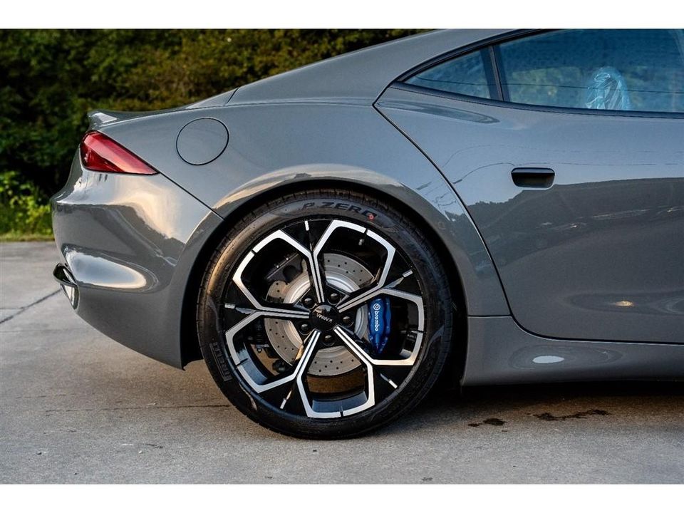 2025 Karma Revero