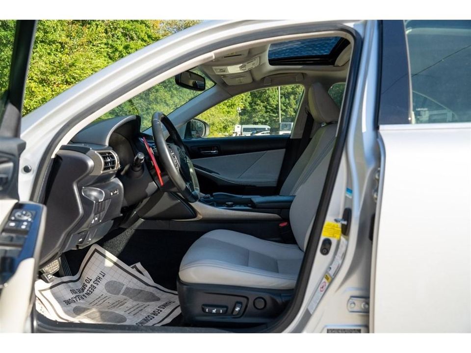 2014 Lexus IS
