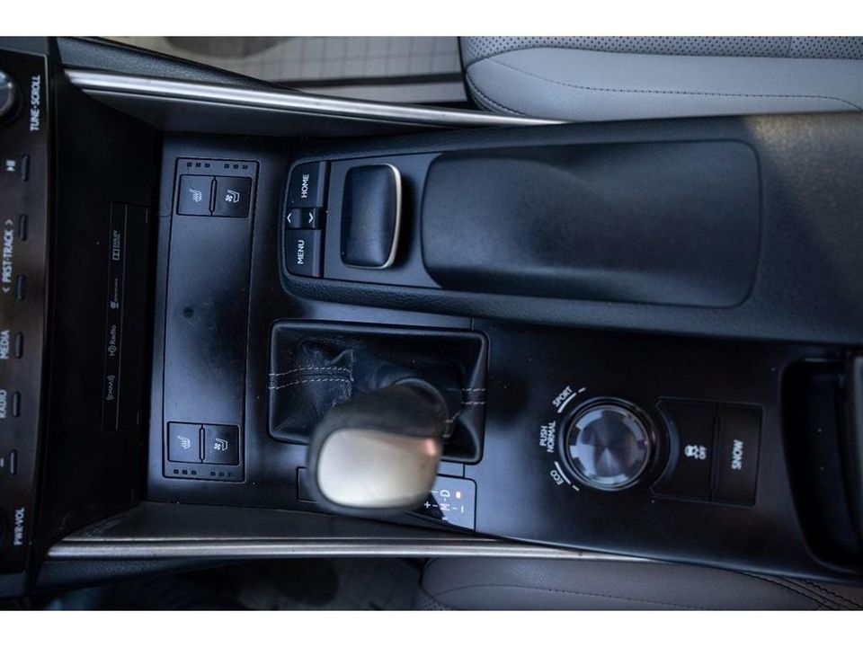 2014 Lexus IS