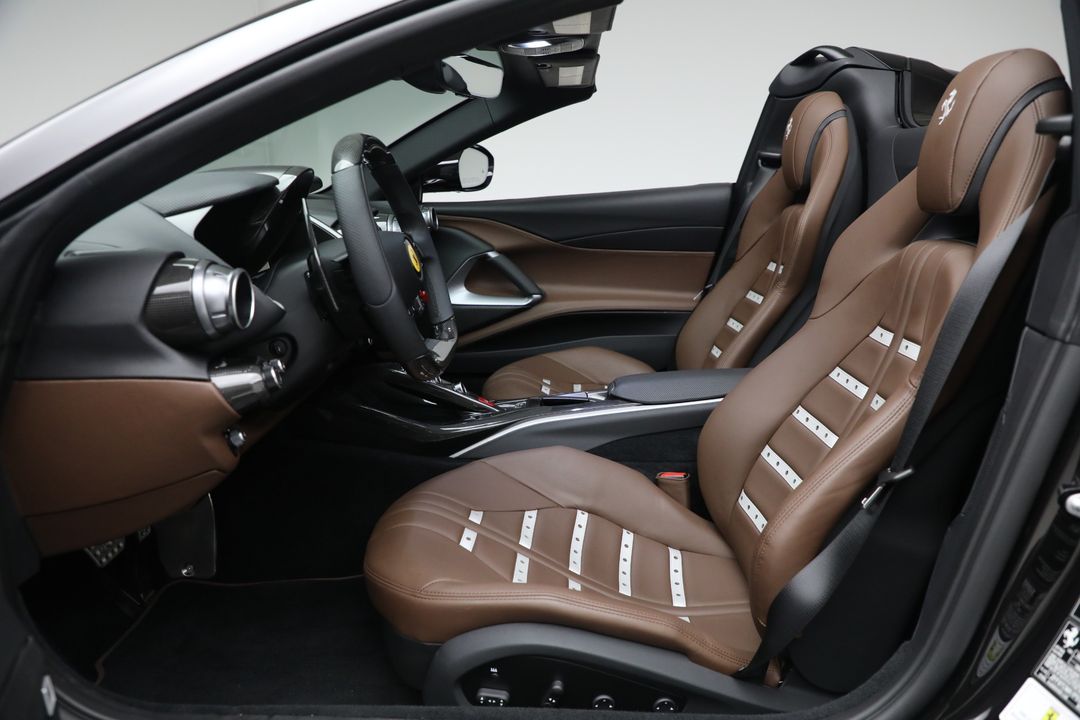 2023 Ferrari 812 GTS