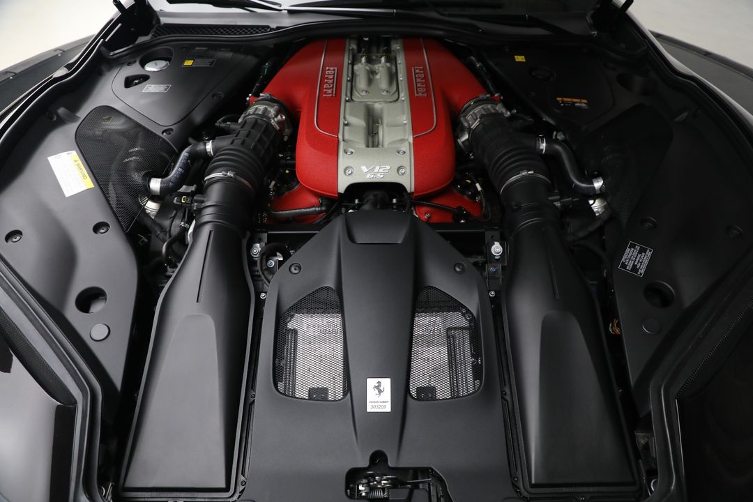 2023 Ferrari 812 GTS