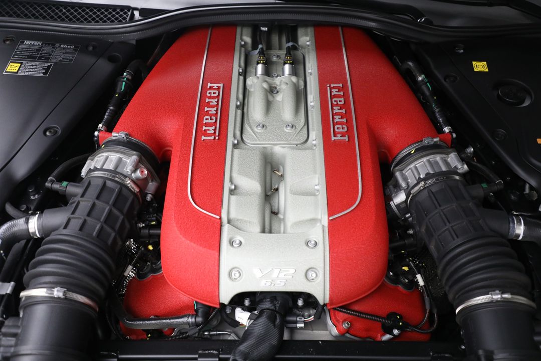 2023 Ferrari 812 GTS
