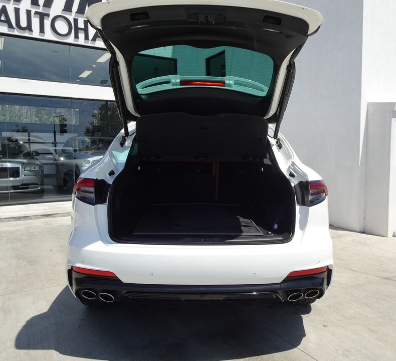 2022 Maserati Levante