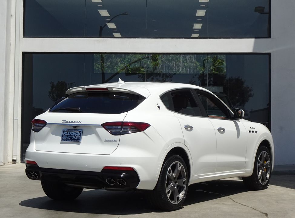 2022 Maserati Levante