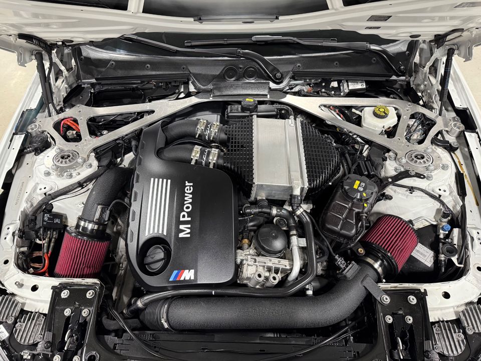 2016 BMW M2