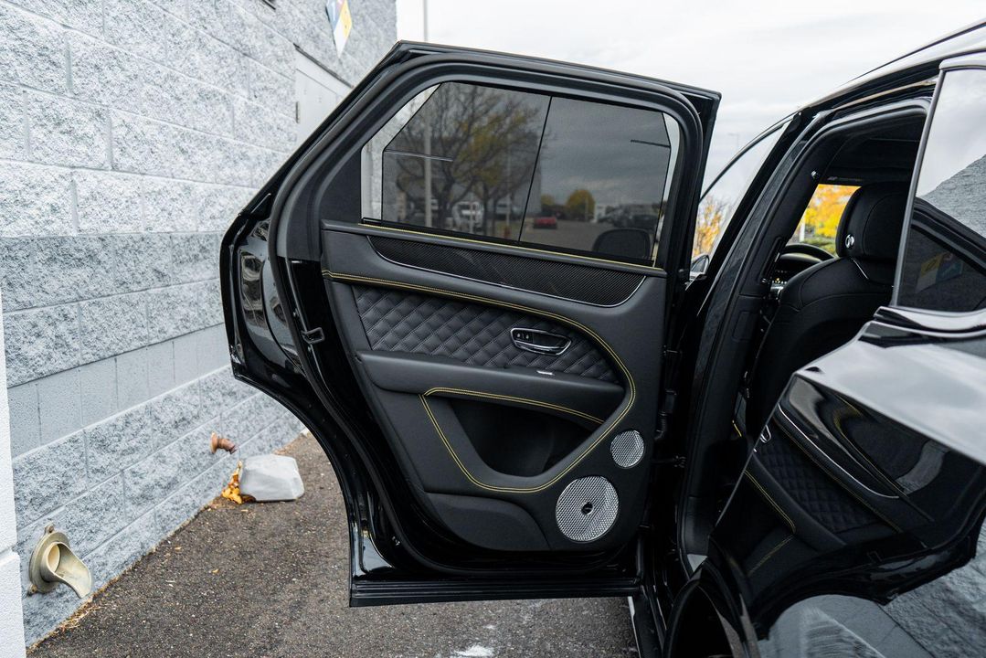 2023 Bentley Bentayga