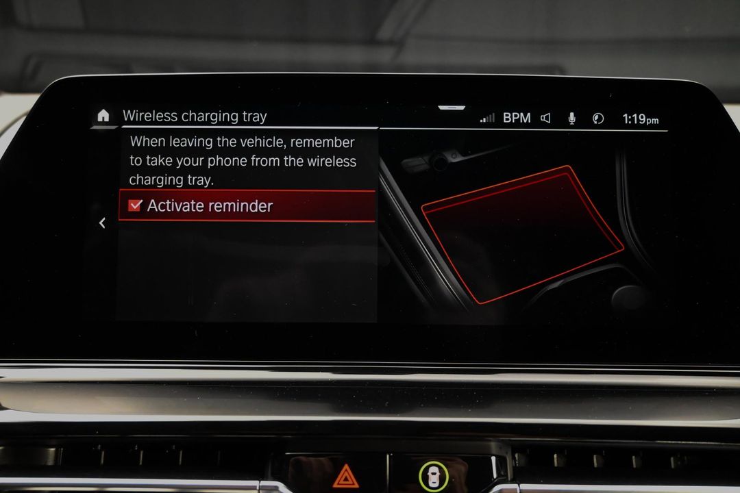 2022 BMW M8