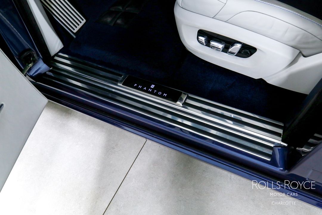2019 Rolls-Royce Phantom