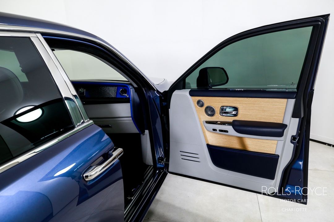 2019 Rolls-Royce Phantom