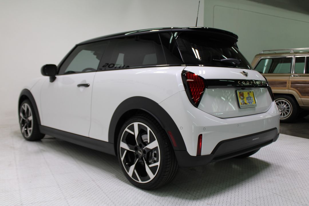 2025 MINI Hardtop 2 Door